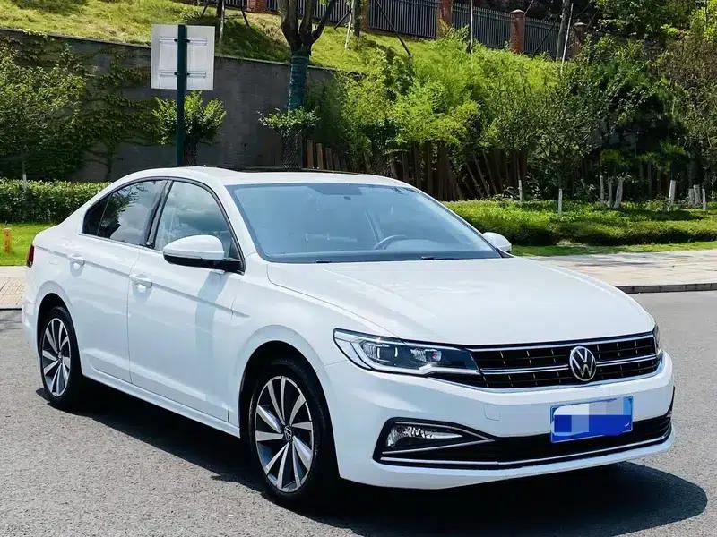2021 Volkswagen Bora 1.5L Automatic 30th Anniversary Edition — миниатюра 3
