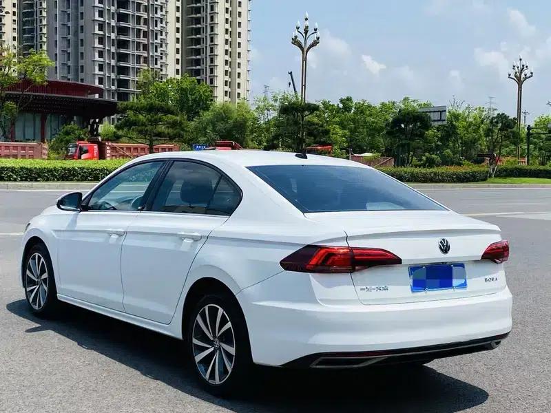 2021 Volkswagen Bora 1.5L Automatic 30th Anniversary Edition — миниатюра 5