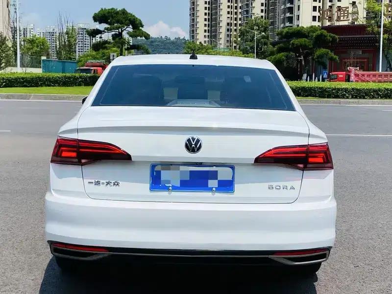 2021 Volkswagen Bora 1.5L Automatic 30th Anniversary Edition — миниатюра 6