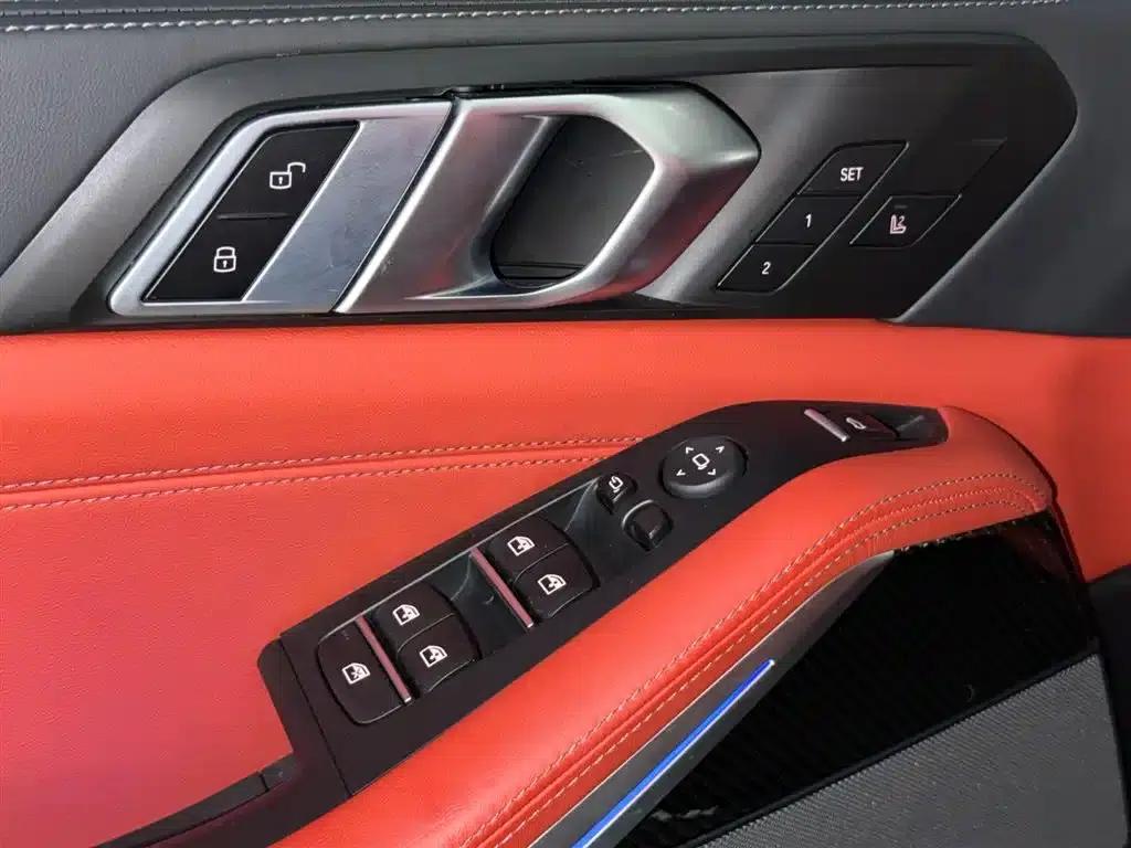 2023 BMW X5 M Competition — миниатюра 17