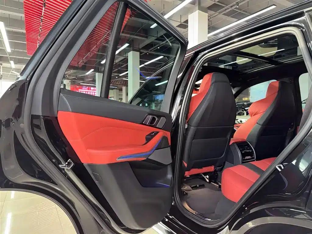 2023 BMW X5 M Competition — миниатюра 18