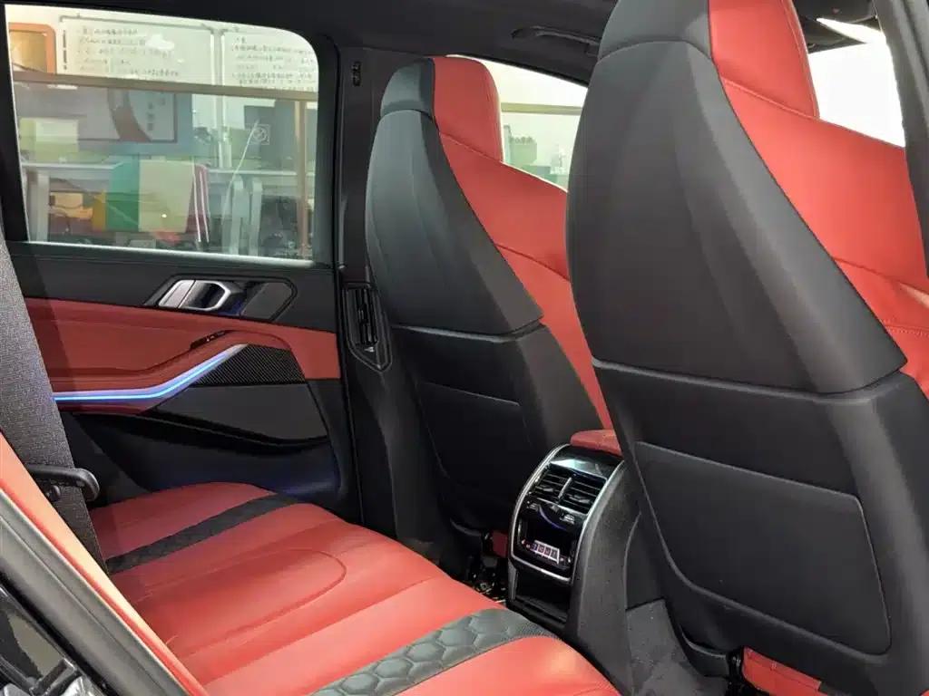 2023 BMW X5 M Competition — миниатюра 23