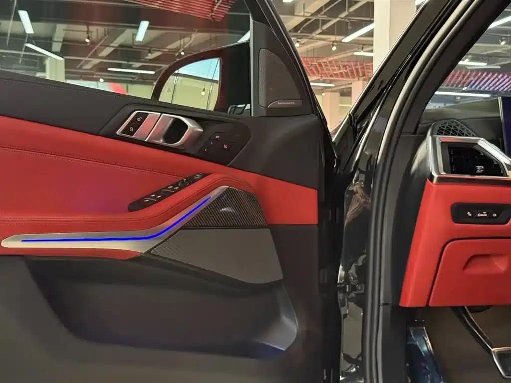 2023 BMW X5 M Competition — миниатюра 8