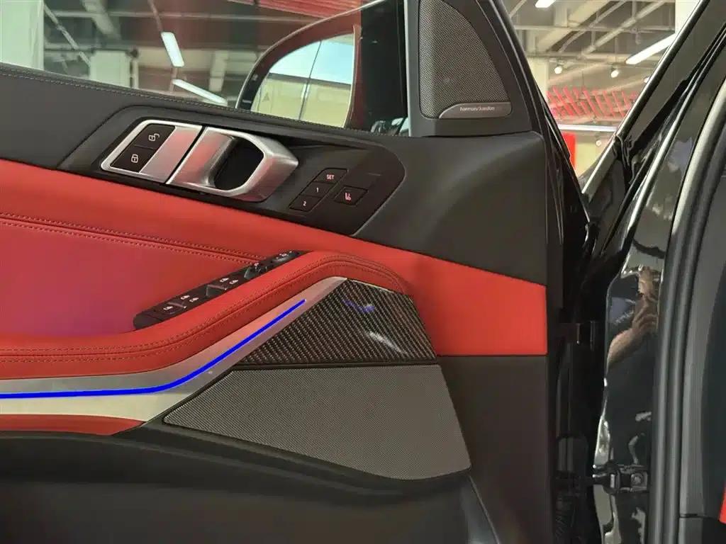 2023 BMW X5 M Competition — миниатюра 9