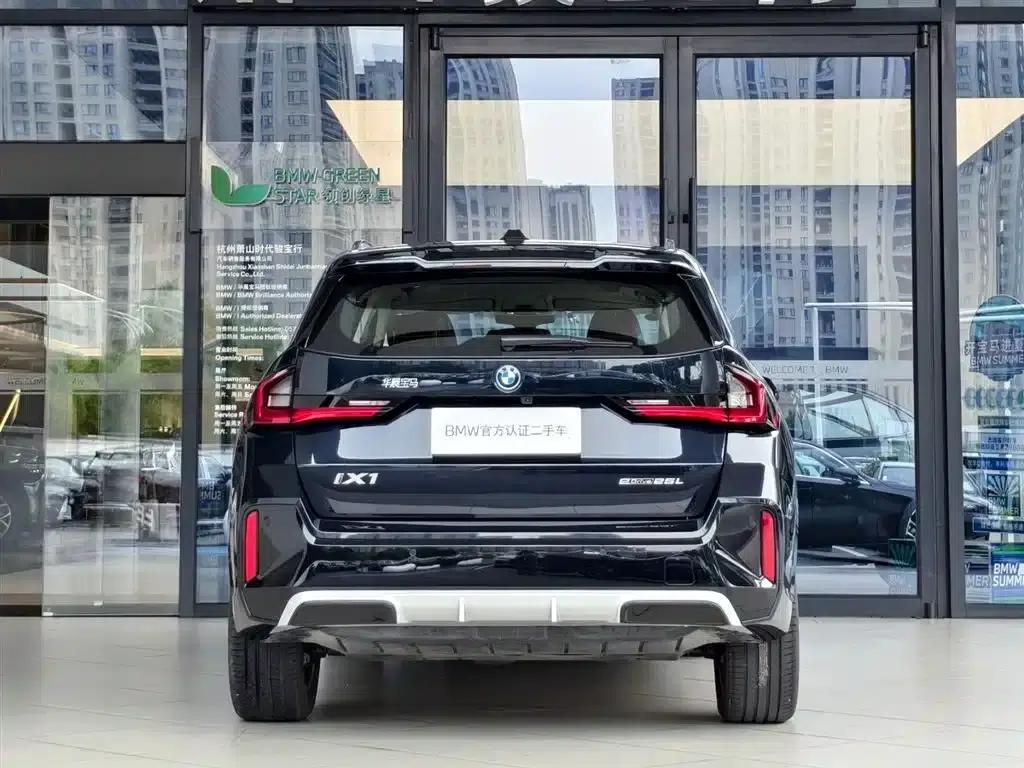 BMW iX1 2025 eDrive25L M Sport Package — миниатюра 3
