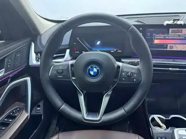 BMW iX1 2025 eDrive25L X Design Package — миниатюра 15