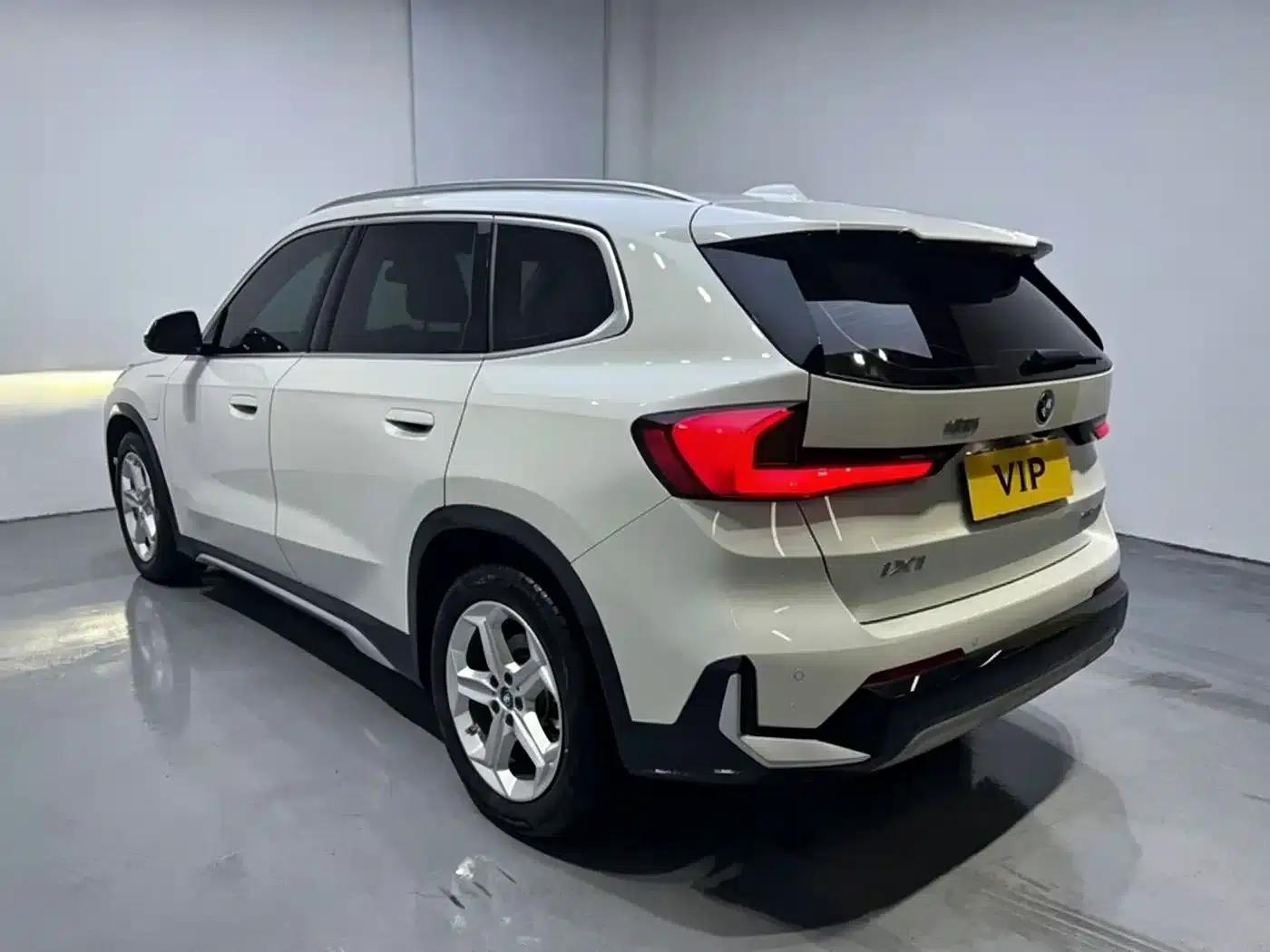 BMW iX1 2025 eDrive25L X Design Package — миниатюра 4
