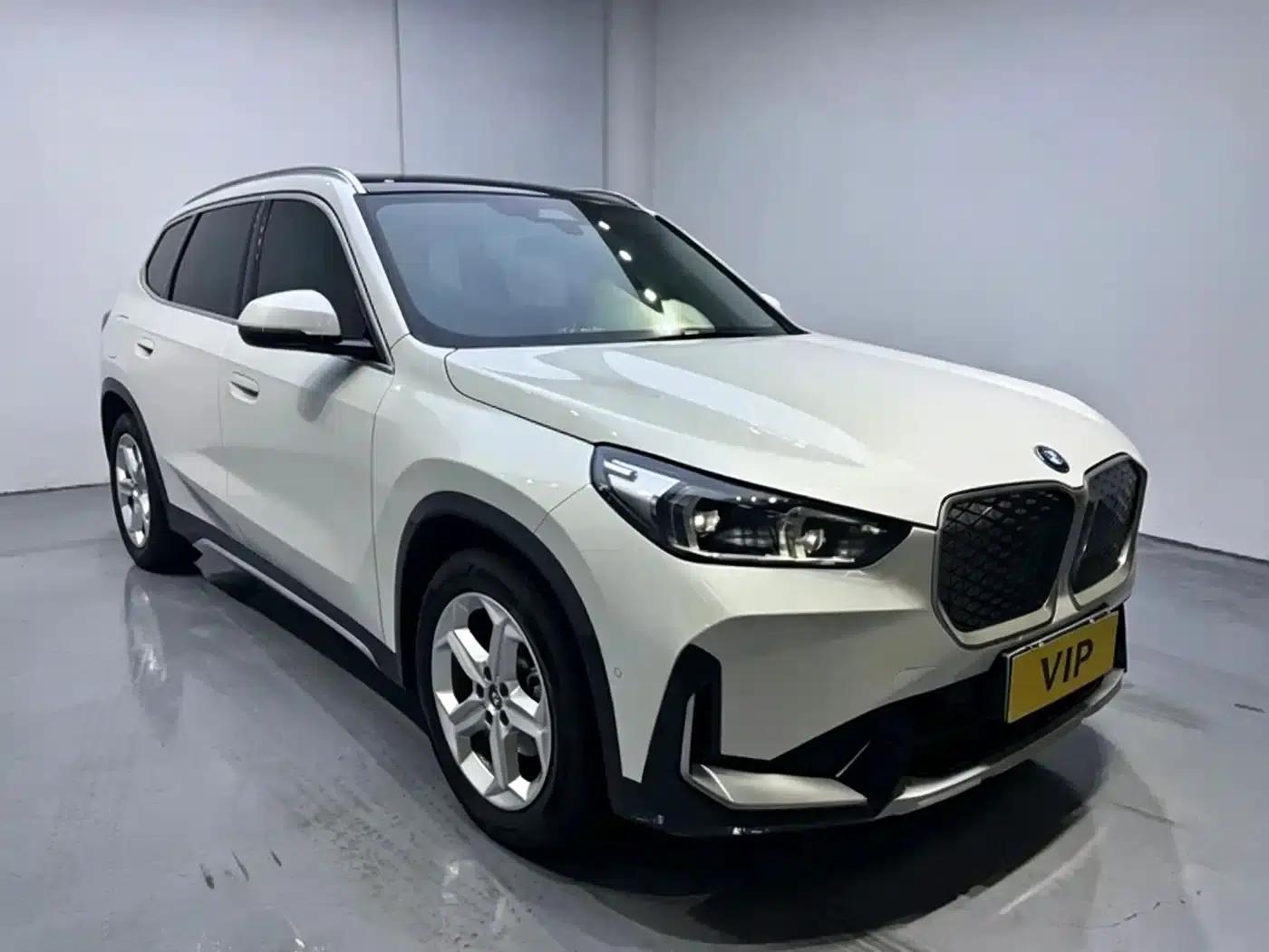 BMW iX1 2025 eDrive25L X Design Package — миниатюра 5