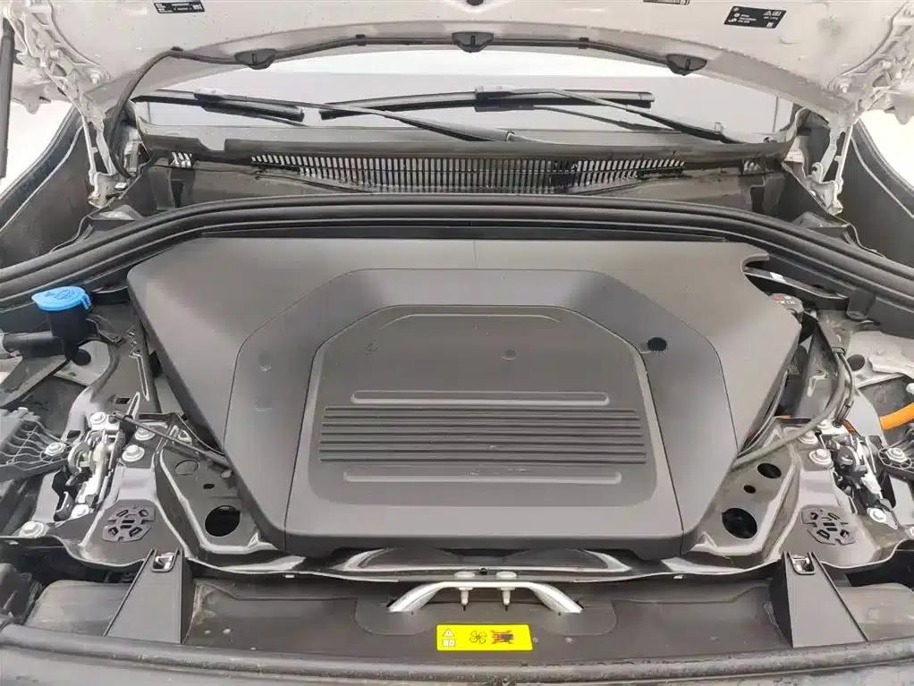 BMW iX1 2025 eDrive25L M Sport Package — миниатюра 17
