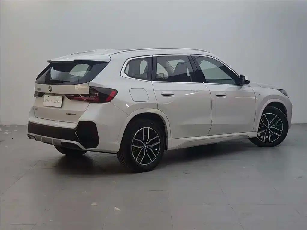 BMW iX1 2025 eDrive25L M Sport Package — миниатюра 4