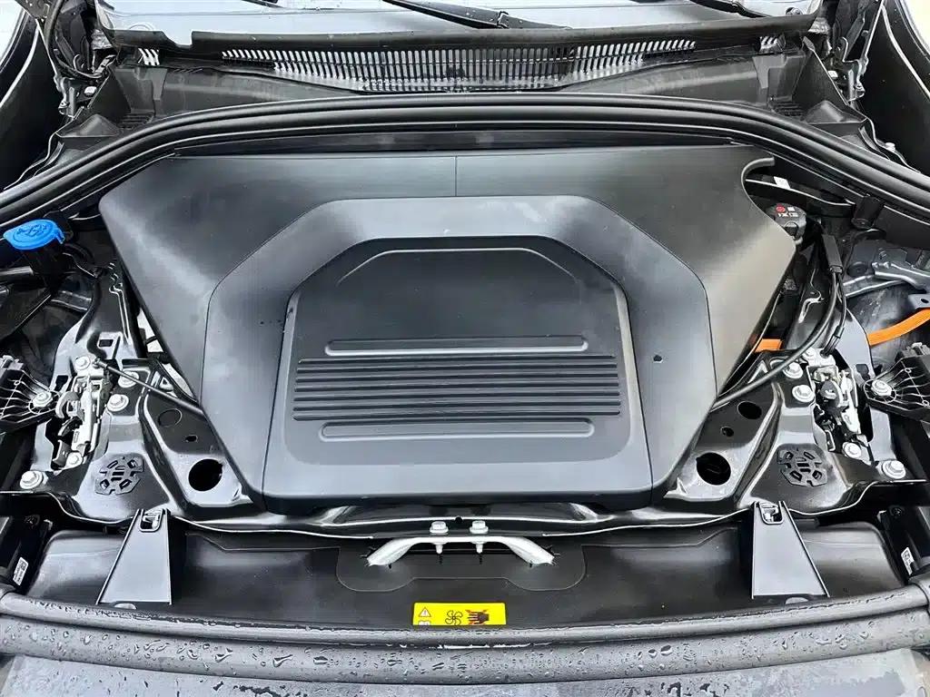 2023 BMW iX1 xDrive30L M Sport Package — миниатюра 17
