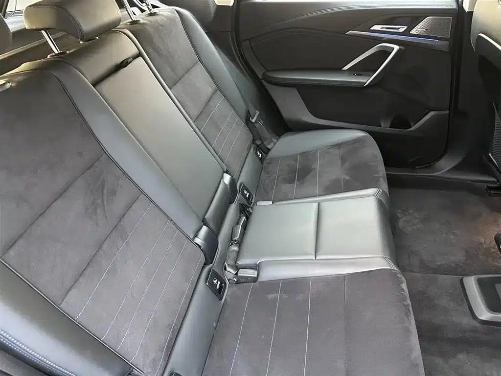 2023 BMW iX1 xDrive30L M Sport Package — миниатюра 10