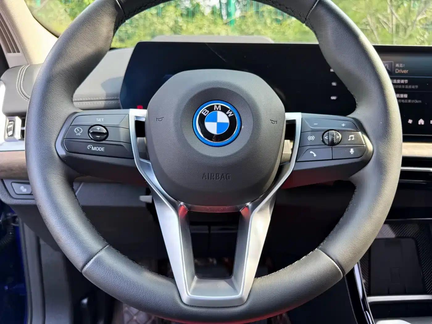BMW iX1 2023 xDrive30L X Design Package — миниатюра 16