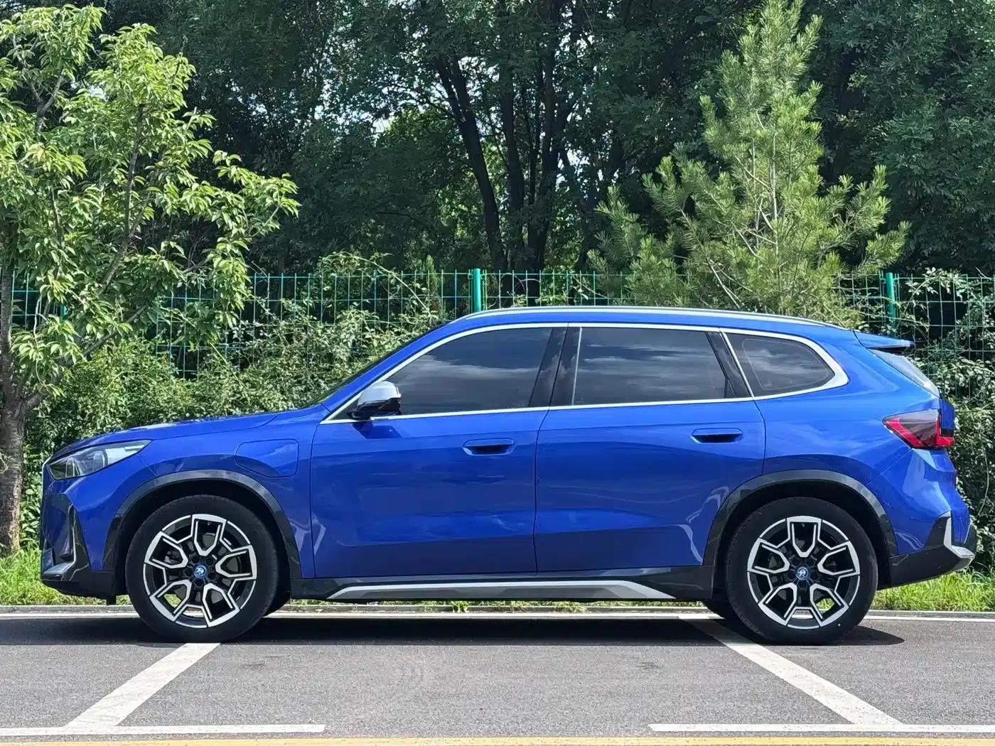 BMW iX1 2023 xDrive30L X Design Package — миниатюра 3