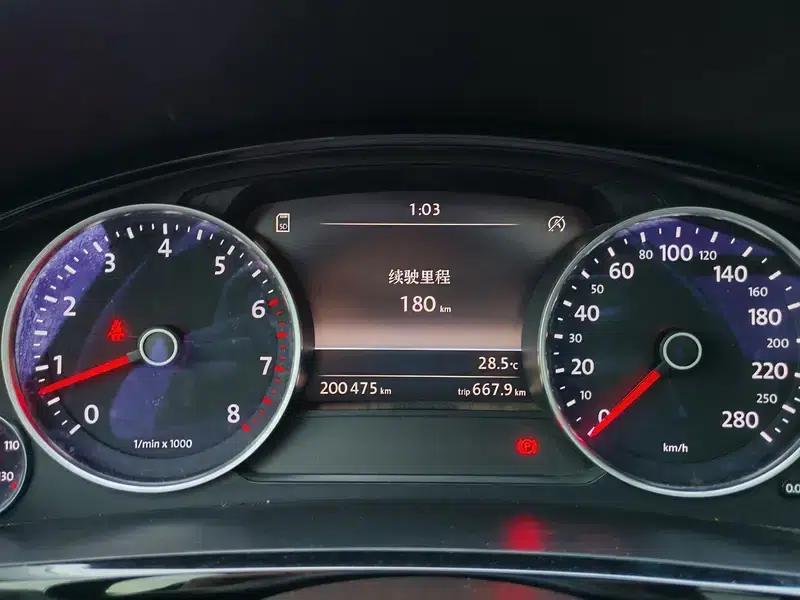 Touareg 2016 3.0TSI Standard Edition — миниатюра 8