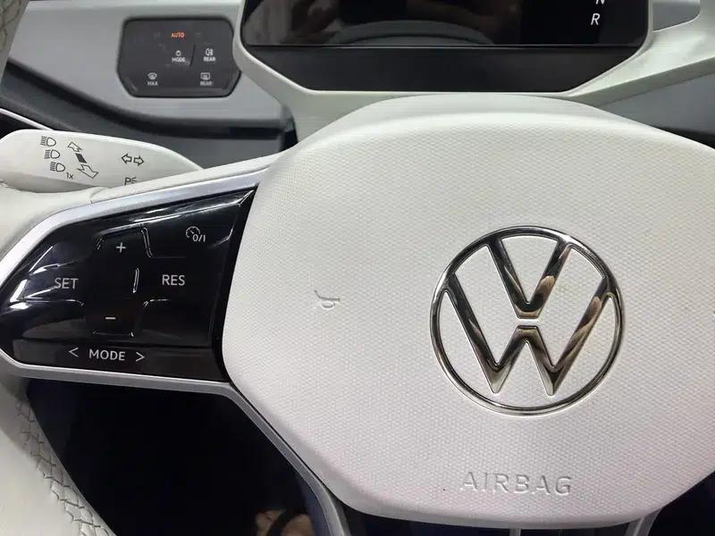 Volkswagen ID.3 2023 Pure Smart Edition — миниатюра 12