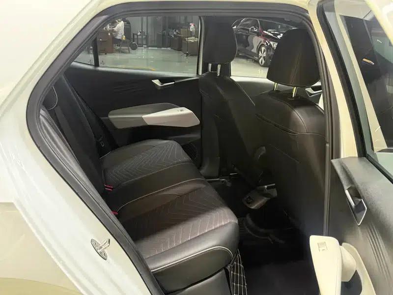 Volkswagen ID.3 2023 Pure Smart Edition — миниатюра 28