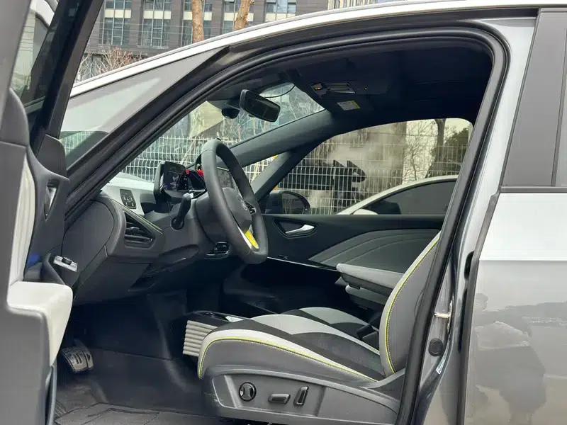 Volkswagen ID.3 2024 Intelligent Edition — миниатюра 9