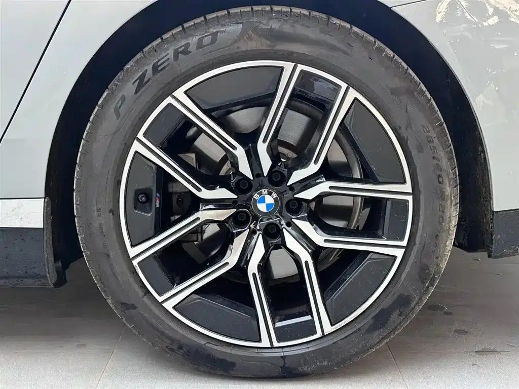 BMW i7 2023 eDrive50L Leading M Sport Package — миниатюра 18