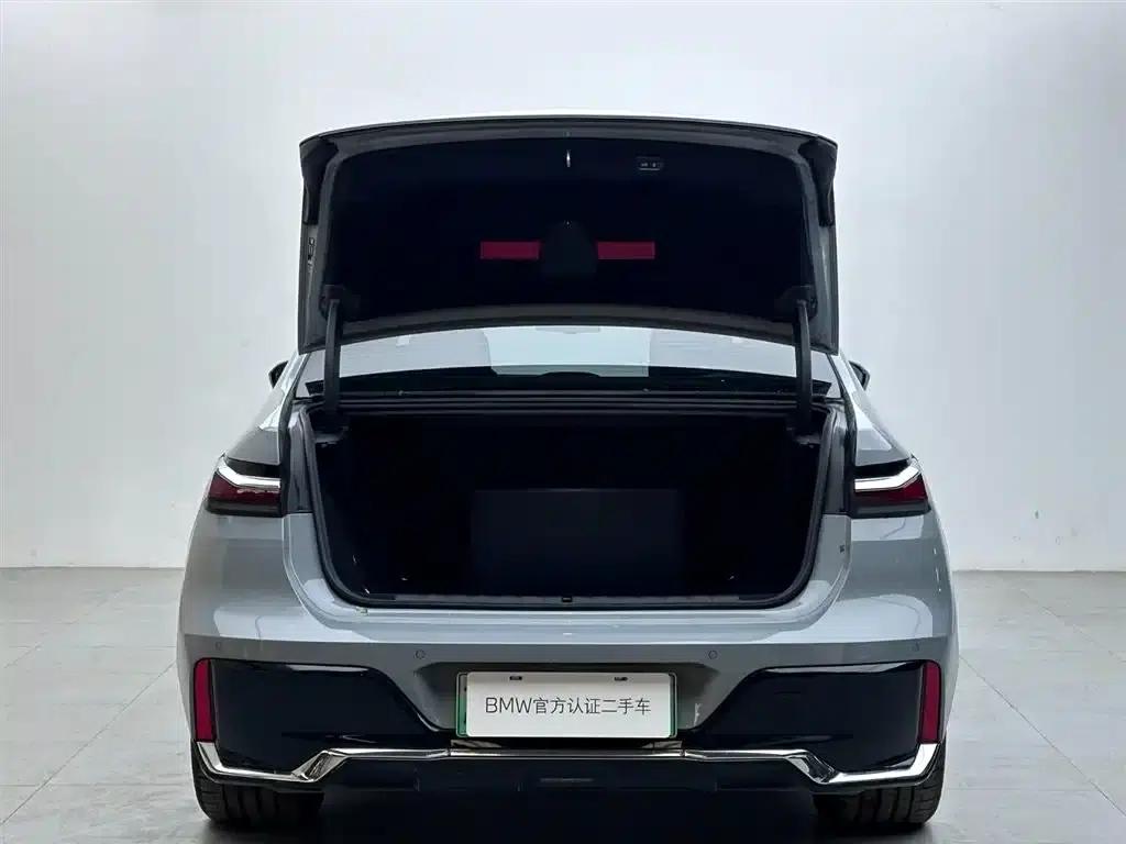 BMW i7 2023 eDrive50L Leading M Sport Package — миниатюра 6