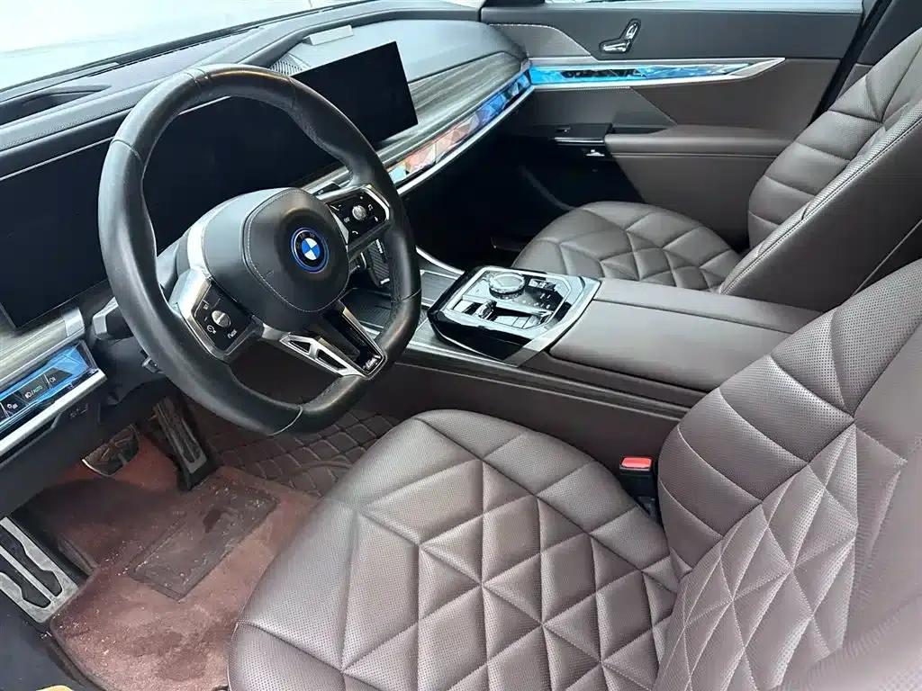 BMW i7 2023 eDrive50L Leading M Sport Package — миниатюра 8