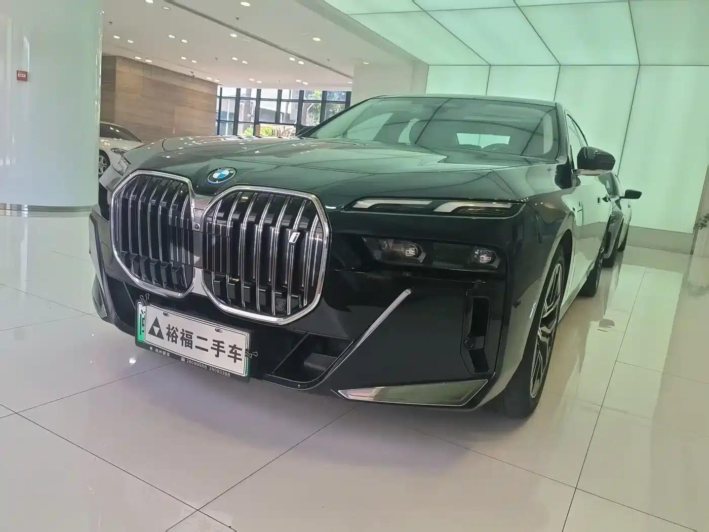 BMW i7 2023 eDrive50L Leading M Sport Package — миниатюра 1
