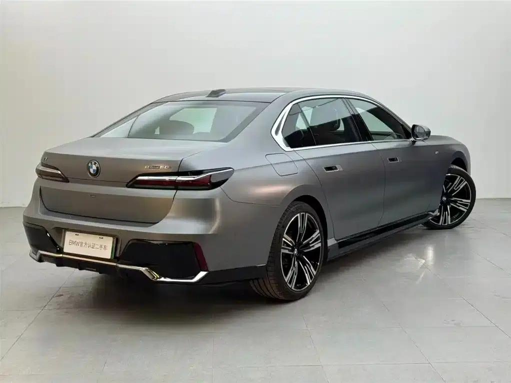 BMW i7 2023 eDrive50L M Sport Package — миниатюра 3