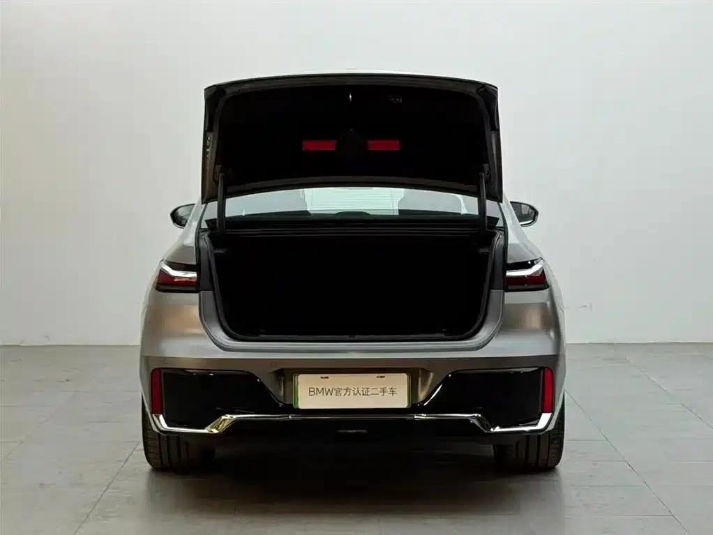 BMW i7 2023 eDrive50L M Sport Package — миниатюра 6