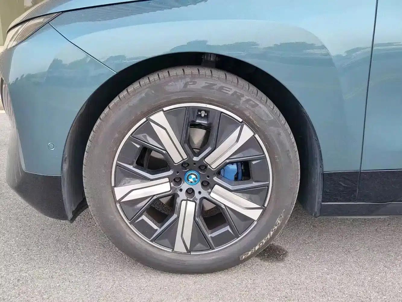 BMW iX 2022 xDrive40 — миниатюра 6