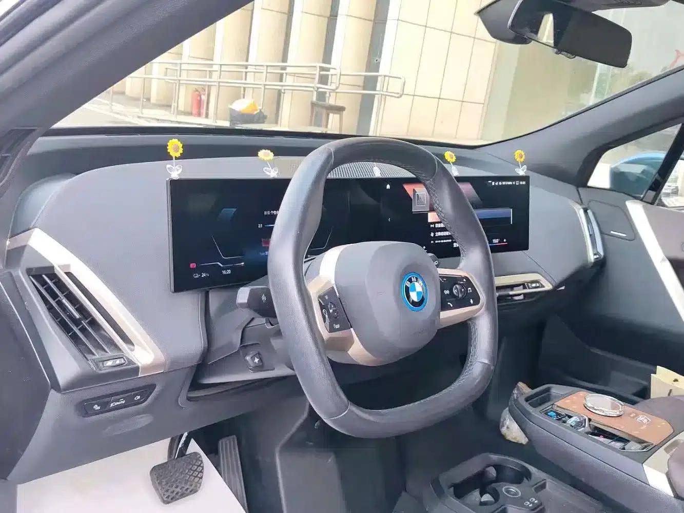 BMW iX 2022 xDrive40 — миниатюра 7