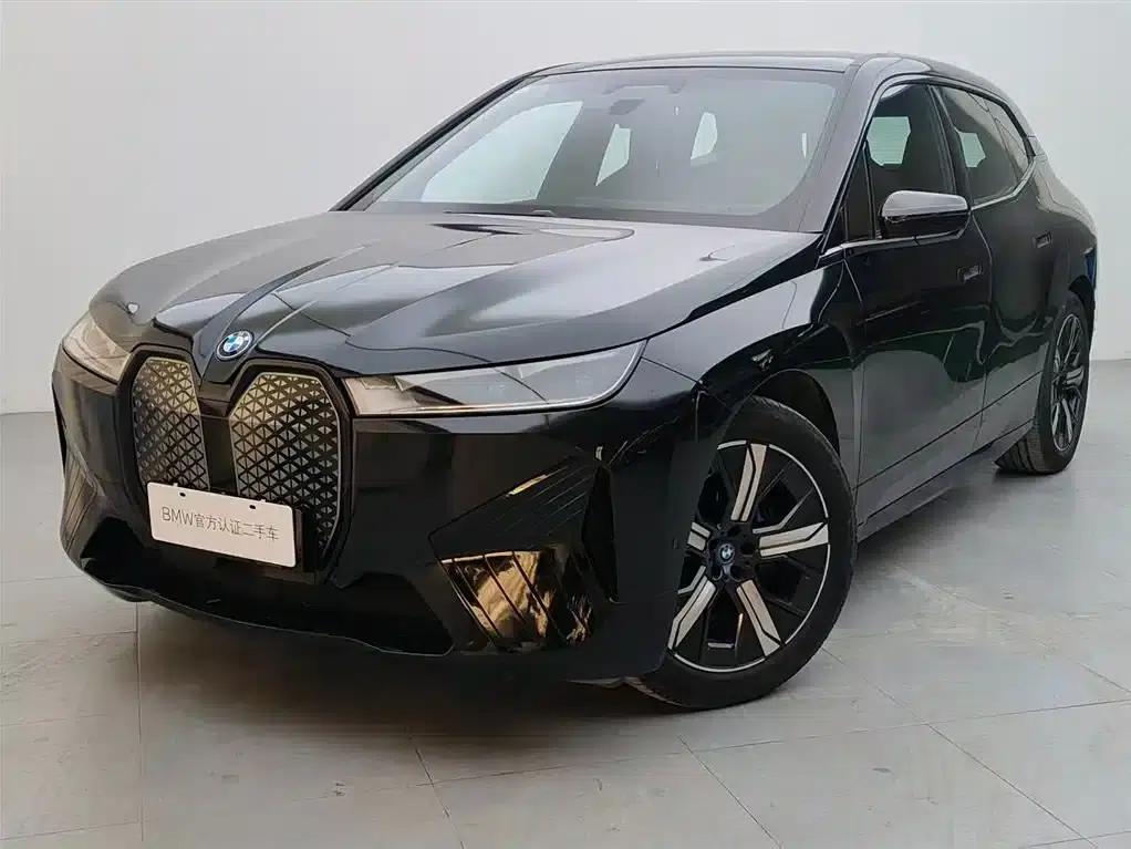 BMW iX 2022 xDrive40 — миниатюра 1
