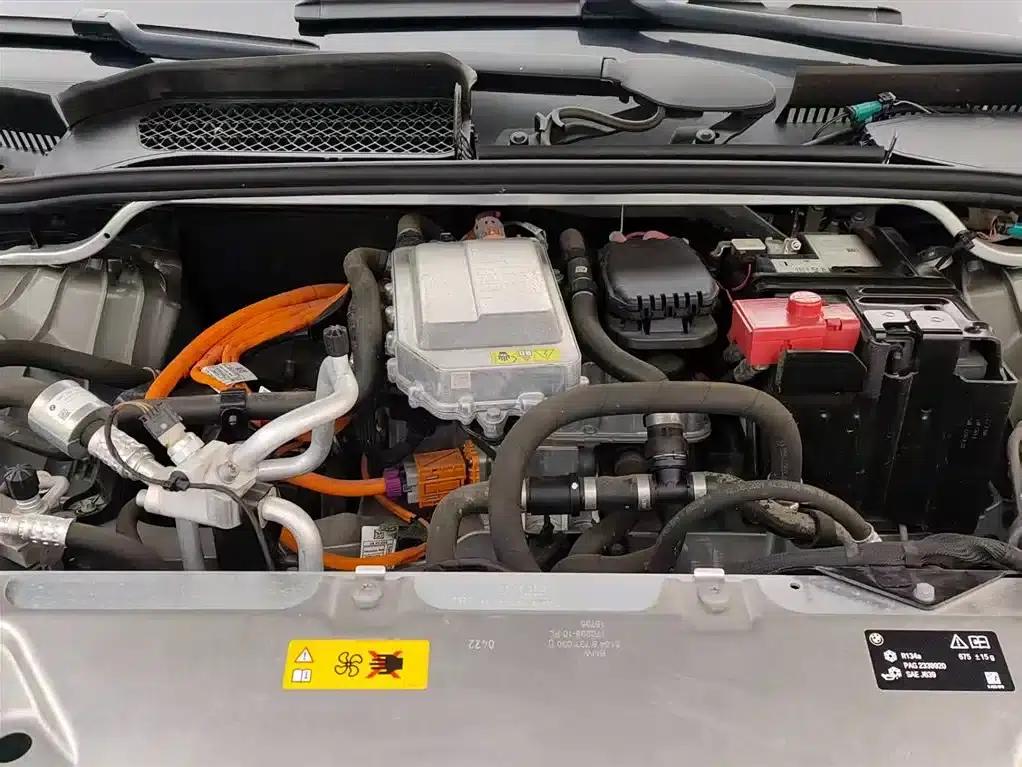 BMW iX 2022 xDrive40 — миниатюра 17
