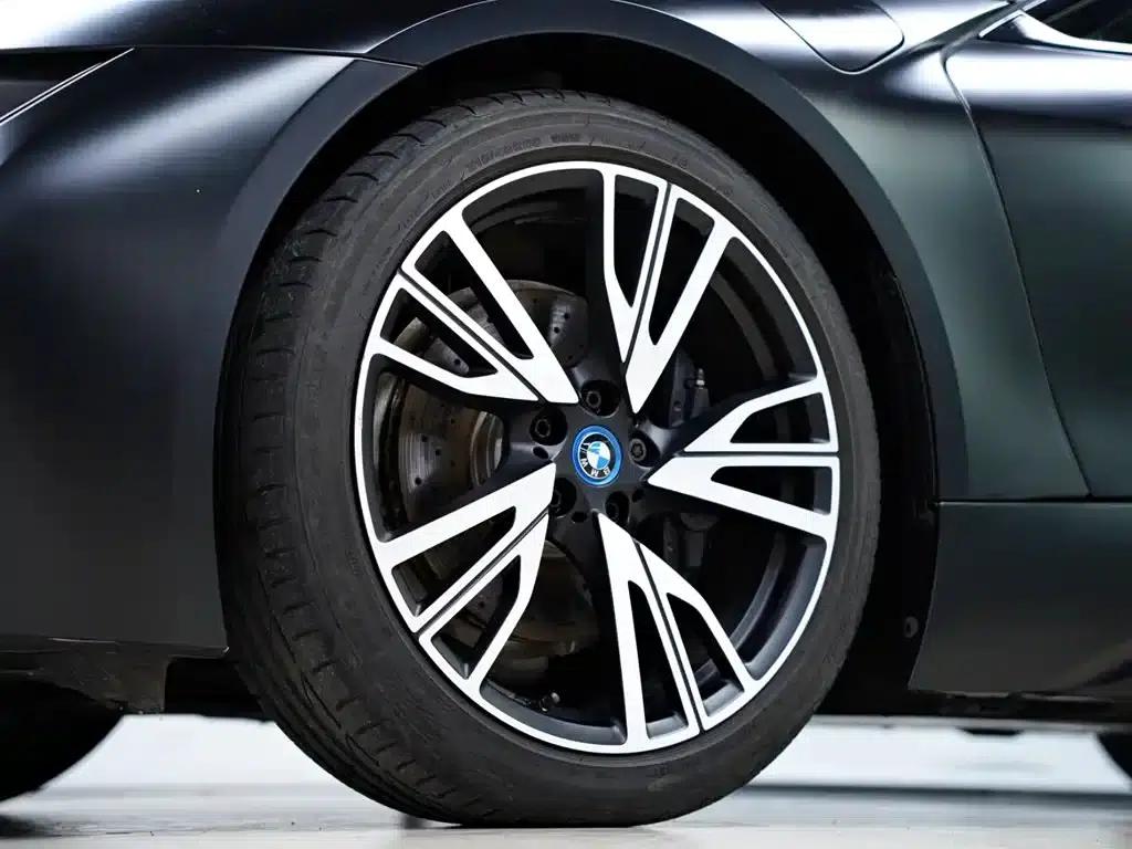 BMW i8 2014 Standard Edition — миниатюра 22
