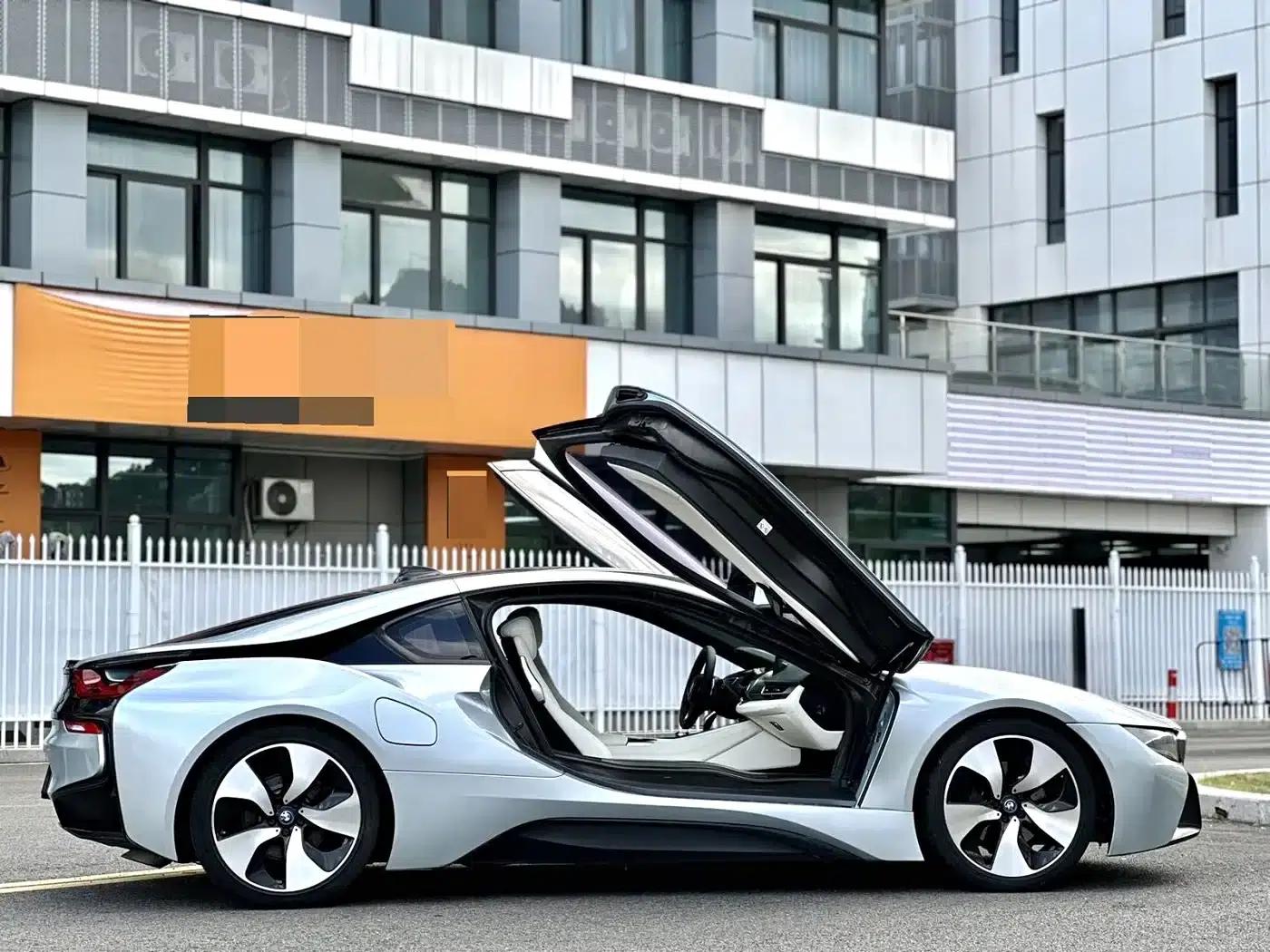 BMW i8 2014 Standard Edition — миниатюра 7