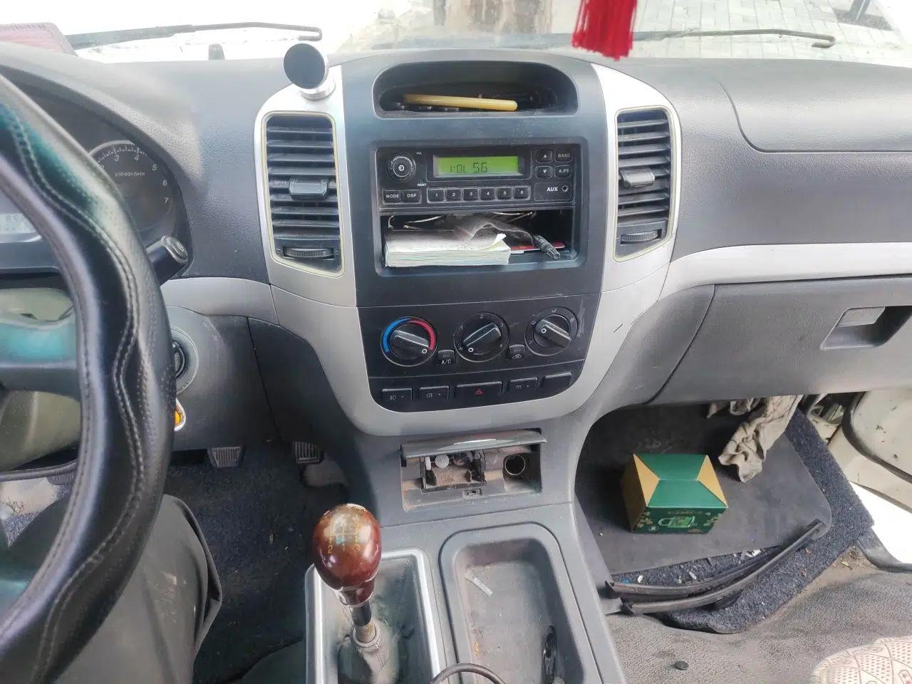 Foton Scenic Futian Scenic manual 2.0-liter ten-seat mid-size standard passenger bus — миниатюра 13