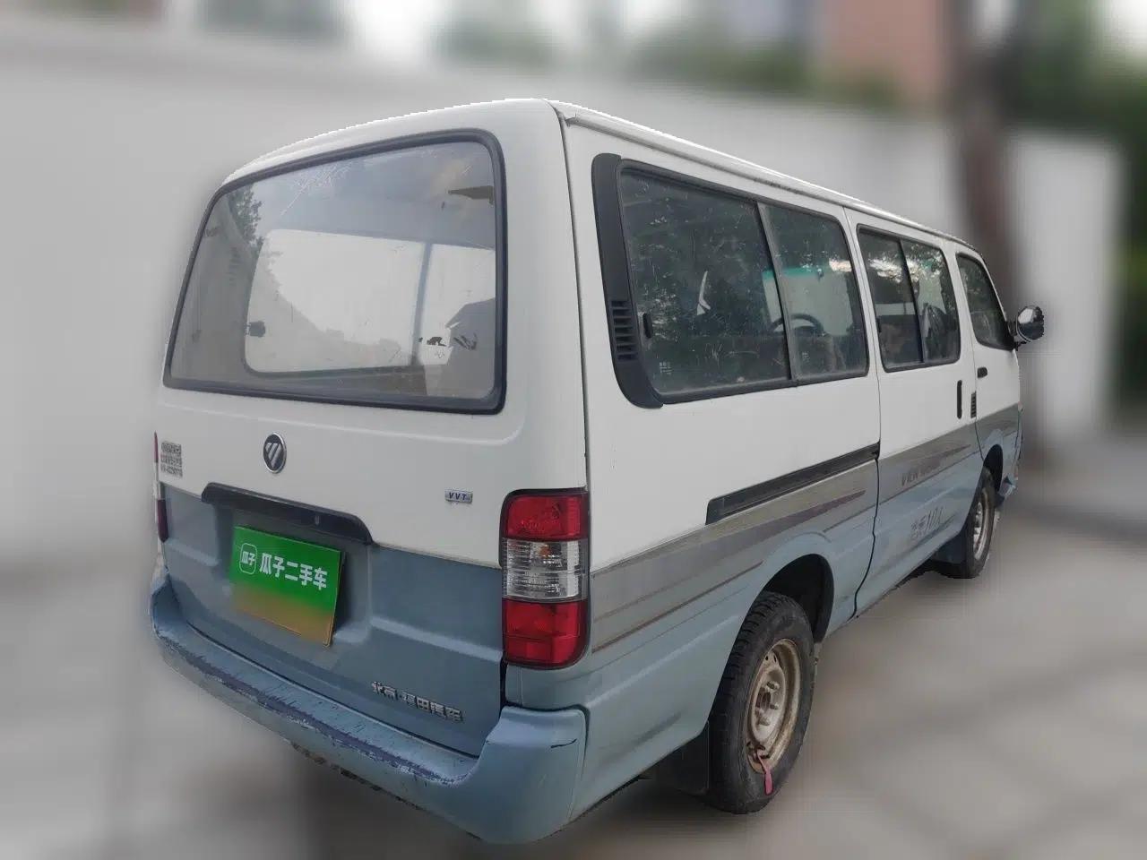 Foton Scenic Futian Scenic manual 2.0-liter ten-seat mid-size standard passenger bus — миниатюра 6