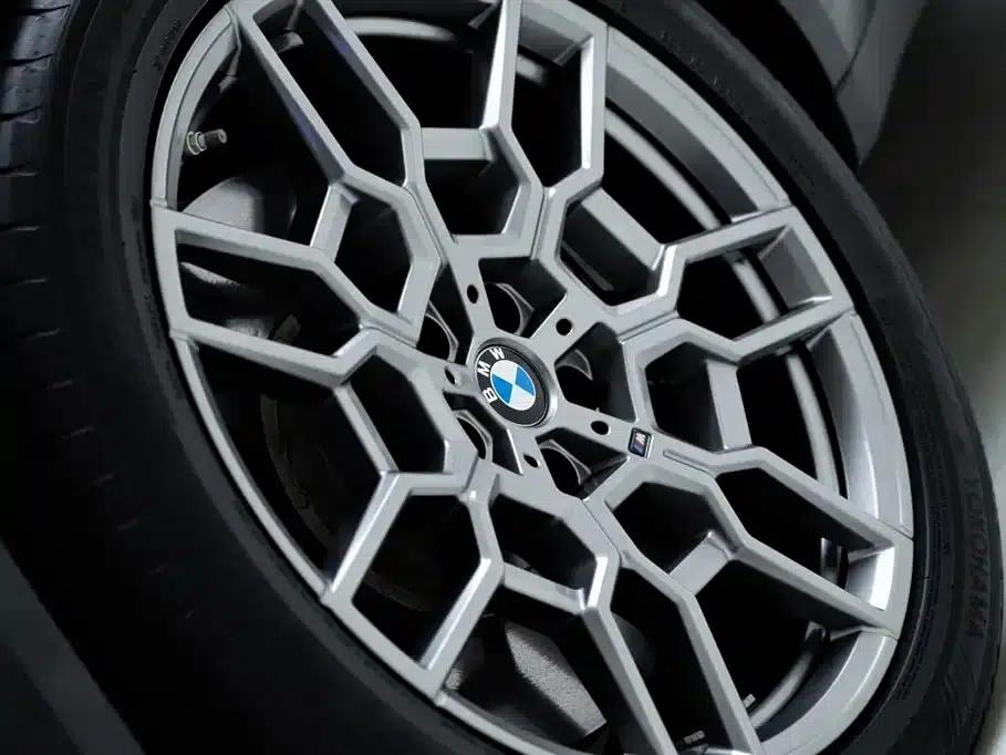 BMW XM 2023 50e — миниатюра 7