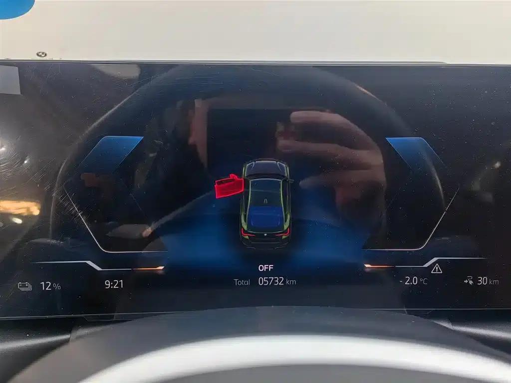 BMW i4 2023 eDrive35 — миниатюра 12