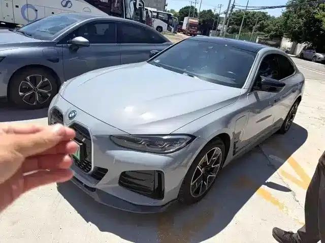 BMW i4 2023 eDrive35