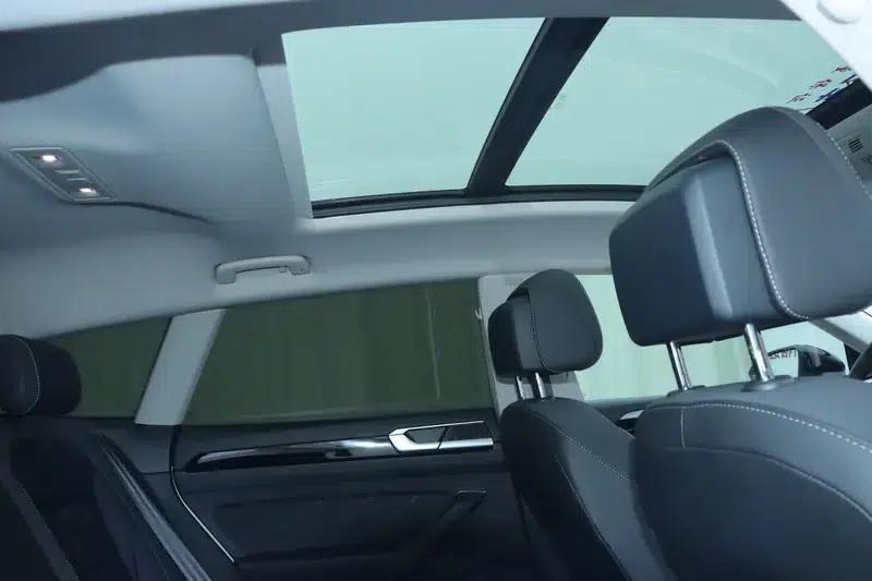 Volkswagen CC 2023 Shooting Brake 380TSI Hunter Edition — миниатюра 17