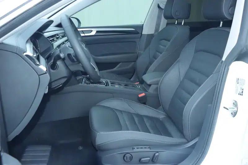 Volkswagen CC 2023 Shooting Brake 380TSI Hunter Edition — миниатюра 21