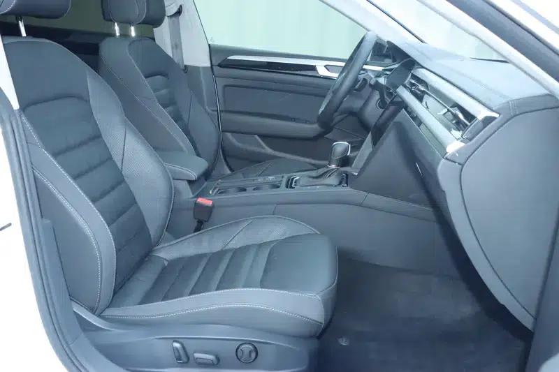 Volkswagen CC 2023 Shooting Brake 380TSI Hunter Edition — миниатюра 22