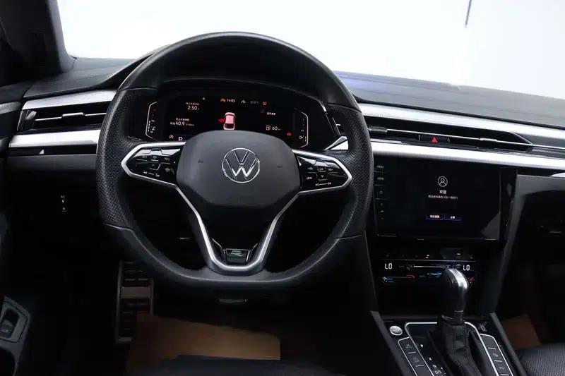 Volkswagen CC 2021 380TSI Striking Edition — миниатюра 20