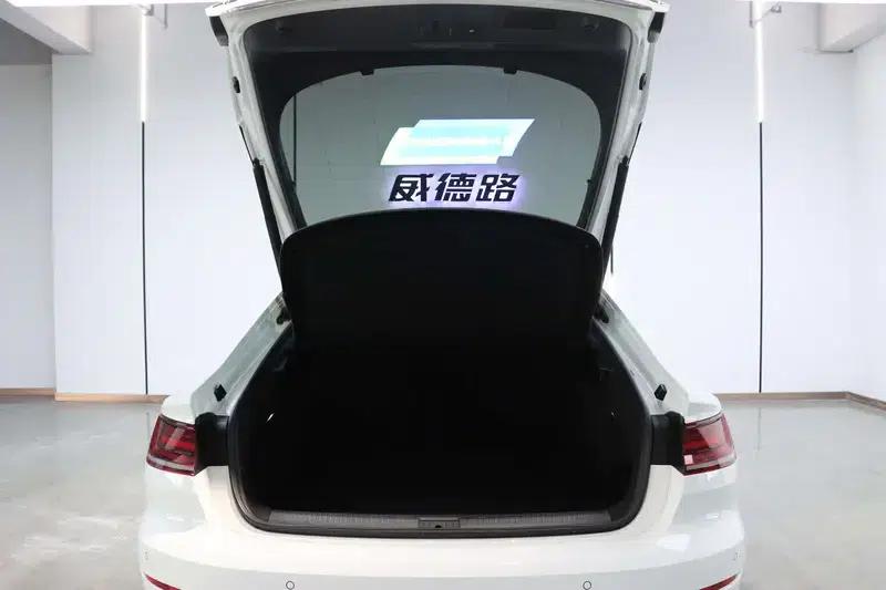 Volkswagen CC 2021 380TSI Striking Edition — миниатюра 27