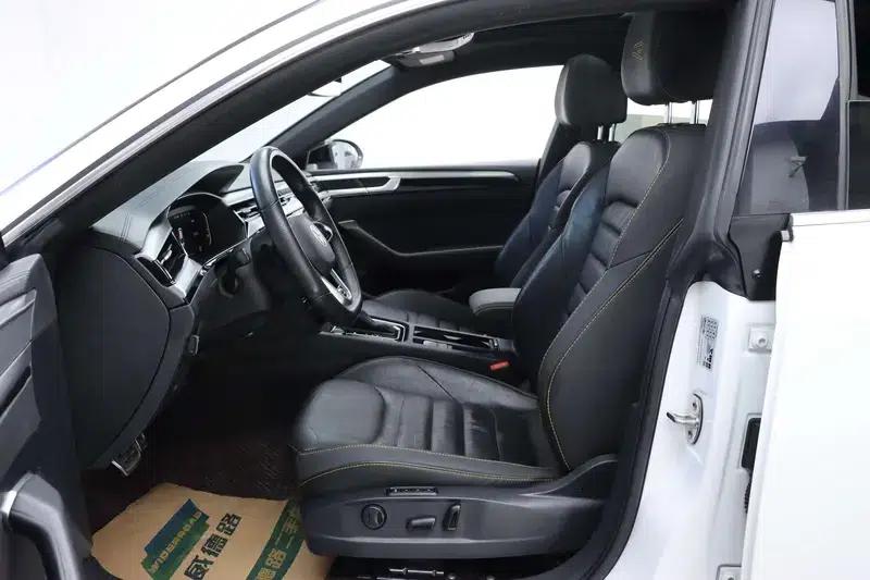 Volkswagen CC 2021 380TSI Striking Edition — миниатюра 30