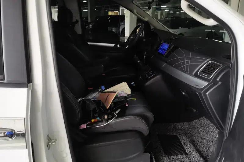 Maxus G10 2023 2.0L Gasoline Manual Multi-function Version 7-Seater — миниатюра 7