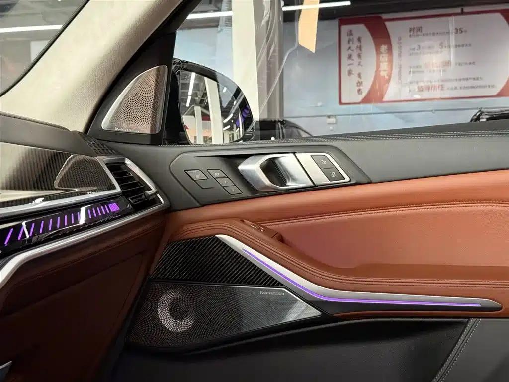 2023 BMW X7 M60i xDrive M60i — миниатюра 23