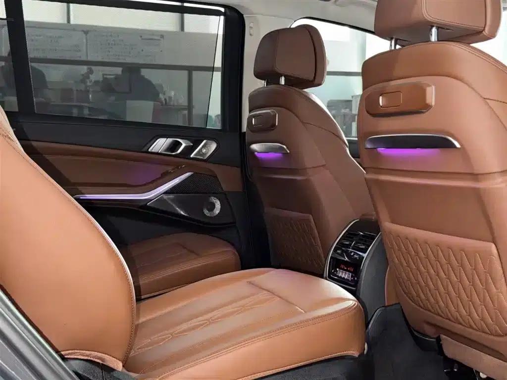 2023 BMW X7 M60i xDrive M60i — миниатюра 10
