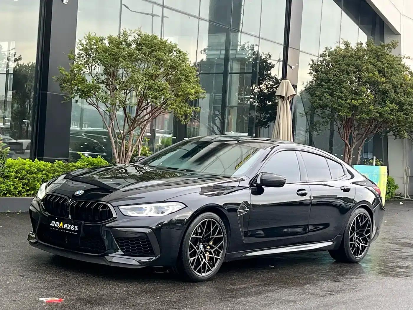 2020 BMW M8 Competition — миниатюра 1