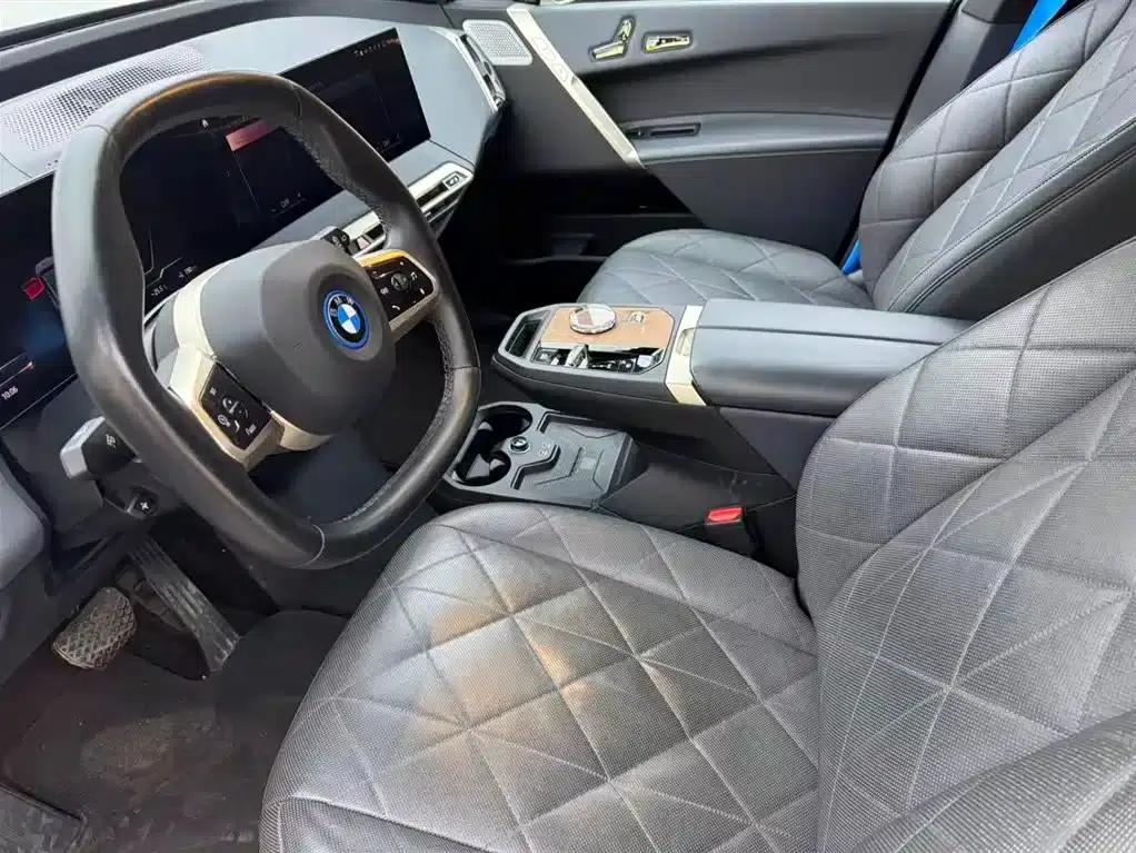BMW iX M60 2022 M60 — миниатюра 8